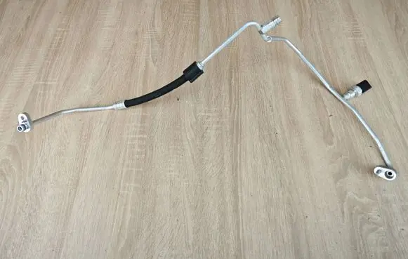 Audi Q3 F3 Air conditioning (A/C) pipe/hose 5QF820741N