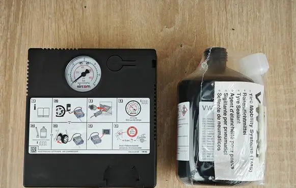 Audi Q3 F3 Tire air pump compressor 5N0012615F 4L0012619B