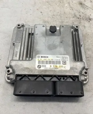 BMW 3 F30 F35 F31 Engine control unit/module 0281030326 031260053 1039S66135