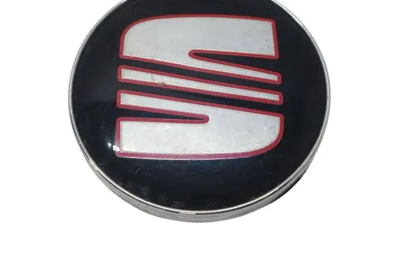 Seat Leon (1P) Non-original wheel cap 