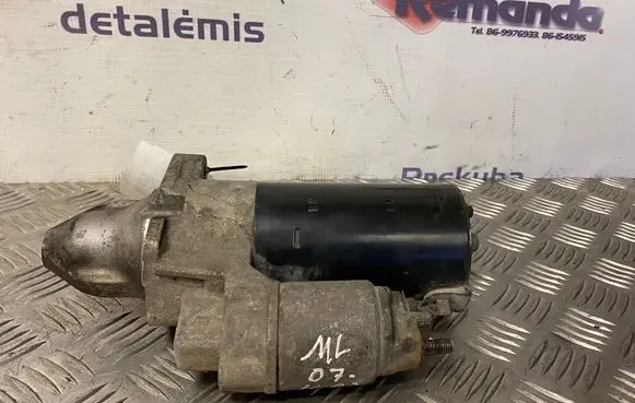 Mercedes-Benz ML W164 Starter motor A0061515601
