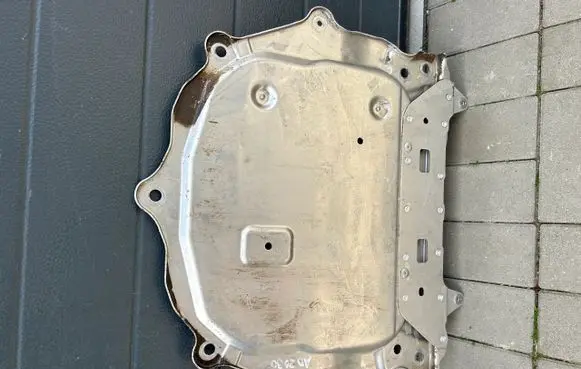 Mazda MX-5 ND Engine splash shield/under tray