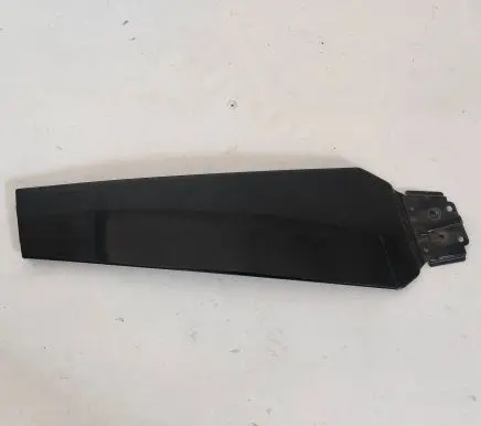 (B) pillar trim (top)