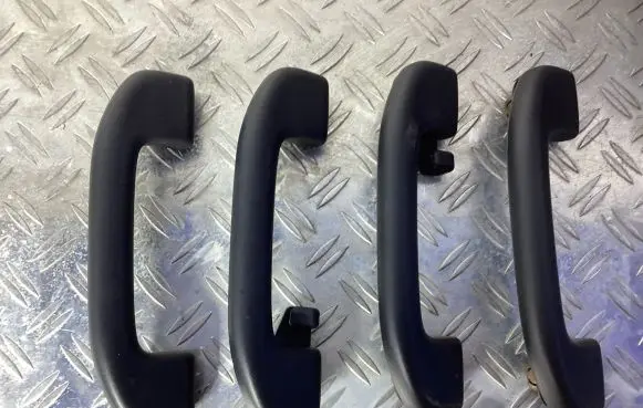 Infiniti FX A set of handles for the ceiling 