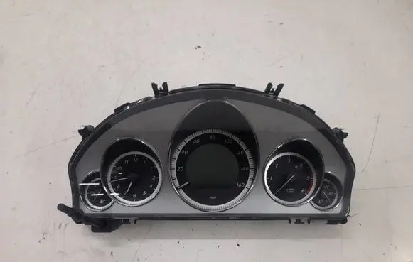 Mercedes-Benz E C207 W207 Speedometer (instrument cluster) A2129001508 A2C53404970 A2129026203