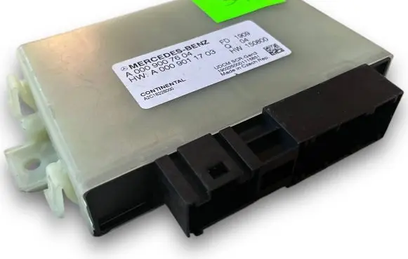 Mercedes-Benz E AMG W213 Central body control module S343 A0009007604