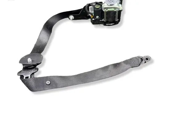 Mercedes-Benz CLS C218 AMG Front seatbelt 621933200E