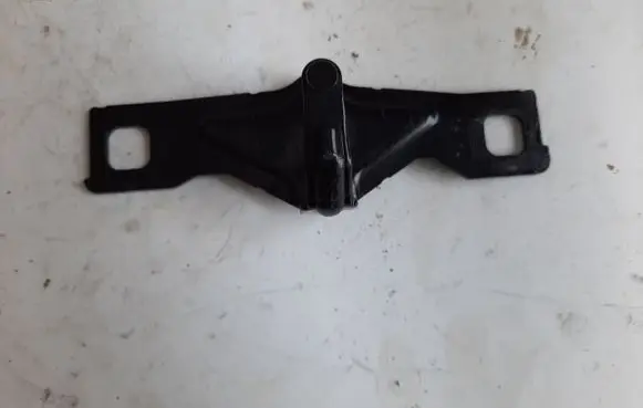 Audi A3 S3 8V Loading door lock loop/hook striker 8V5827507