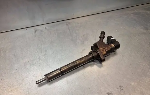 Citroen C4 Grand Picasso Fuel injector 9657144580