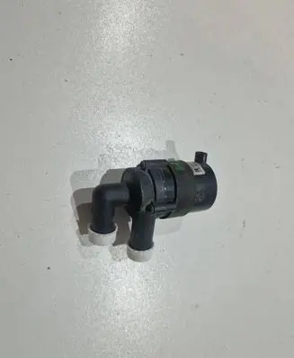 Volkswagen PASSAT B7 Electric auxiliary coolant/water pump 702671100 68409T349