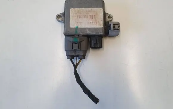 Tesla Model S Fan control module 600895300D