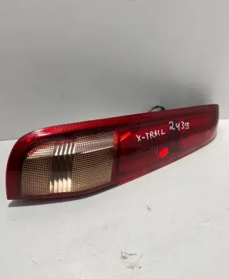 Nissan X-Trail T30 Rear/tail lights 265598H300 9917 4913