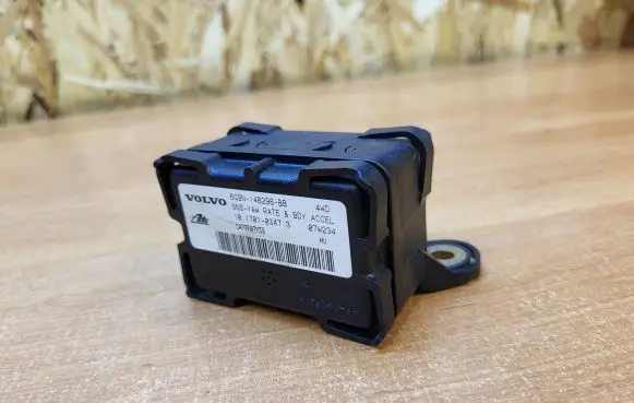 ESP acceleration yaw rate sensor