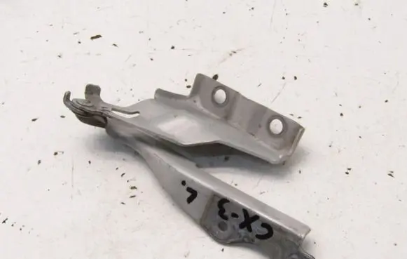 Mazda CX-3 Engine bonnet/hood hinges B45A