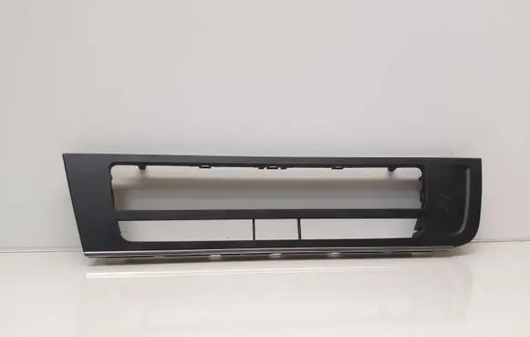 Audi A6 C7 Radio/GPS head unit trim 4G2863263