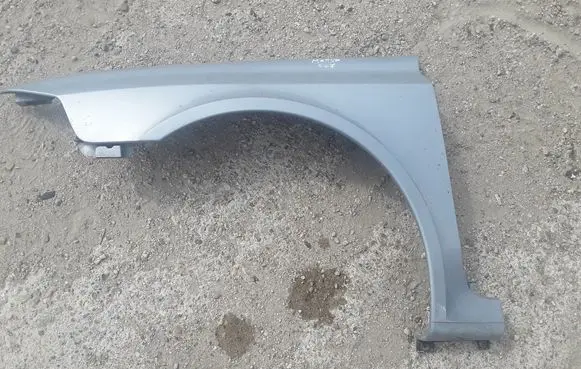 Renault Laguna II Fender 8200129520