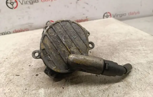 Mercedes-Benz Sprinter W901 W902 W903 W904 Vacuum pump A6112300265