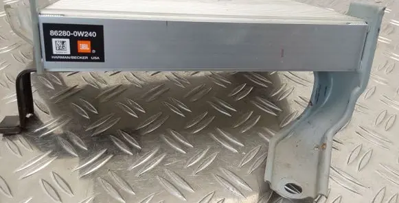 Toyota Prius (NHW20) Sound amplifier 862800W240