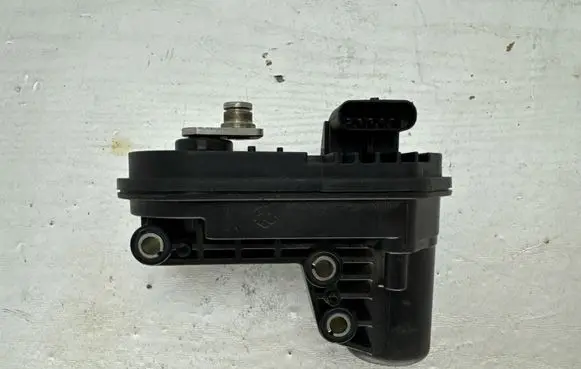 Mercedes-Benz C AMG W205 Coolant radiator 214000083 2232511748