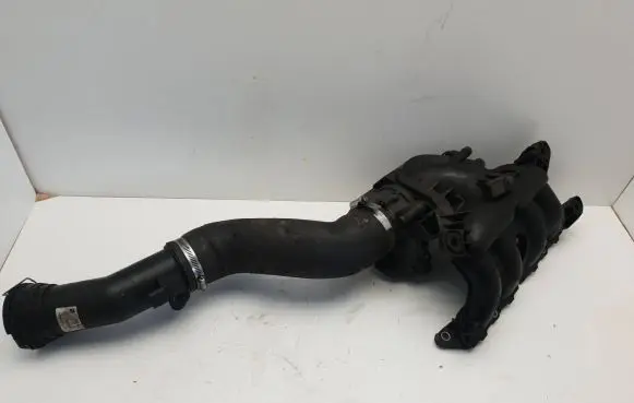 BMW 1 F20 F21 Intercooler hose/pipe 7597588 CZ15476810