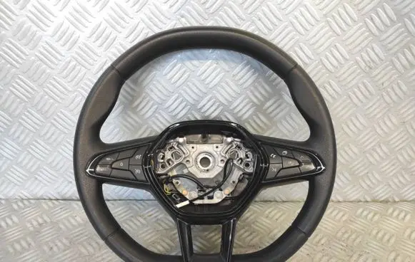 Renault Clio V Steering wheel 484004585R 34268118C 02102019