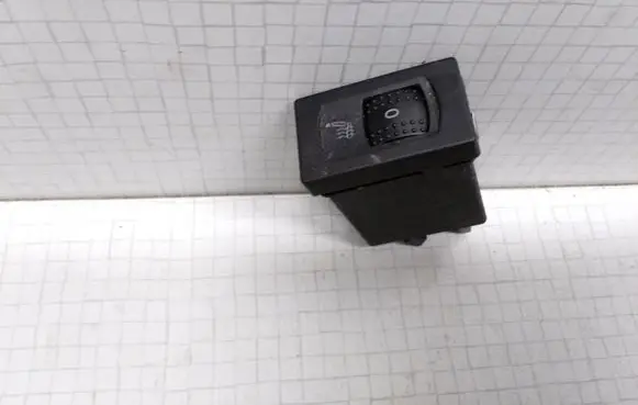 Volkswagen PASSAT B5 Seat heating switch 3B0963564C