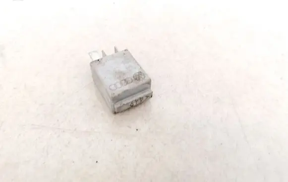 Volkswagen PASSAT B6 Other relay 1K0951253 0332011100