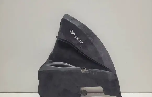 Volvo XC70 Front bumper skid plate/under tray 8620001