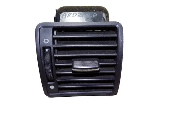 Audi A8 S8 D2 4D Dashboard side air vent grill/cover trim 4D0820902