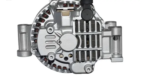 Mazda 6 Generator/alternator L81318300