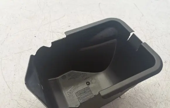Jeep Grand Cherokee Other interior part 68081132AA