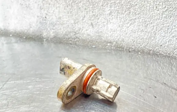 Opel Corsa C Camshaft position sensor 55566932