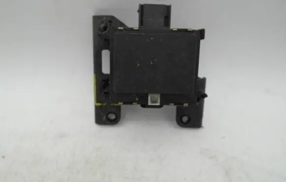 Volkswagen Golf VII Distronic sensor radar 5Q0907561A 0203300170 5Q0907572A