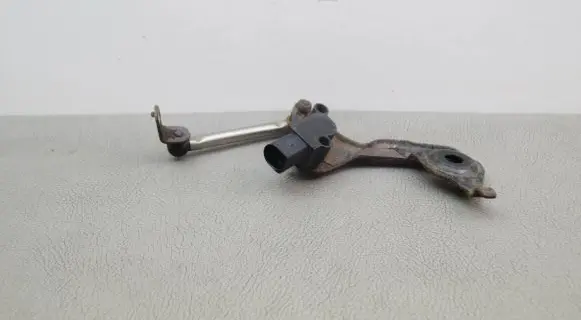 Audi A5 Sportback 8TA Headlight/headlamp level sensor 1T0907503A
