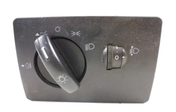 Ford Focus C-MAX Light switch 7M5T13A024EA