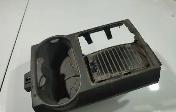 Ford Focus C-MAX Cup holder 