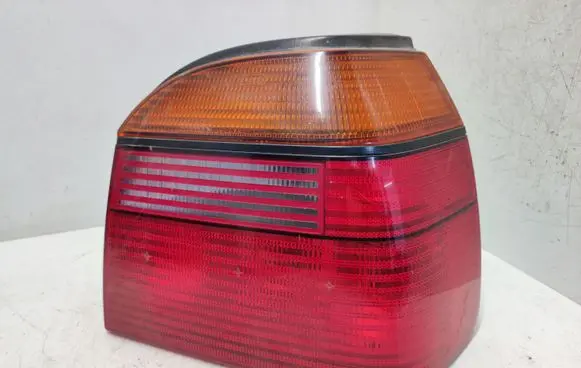 Volkswagen Golf III Rear/tail lights 1H6945112 1H6945257