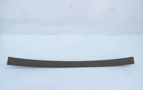 Audi Q7 4L Tailgate trim 4L0867606