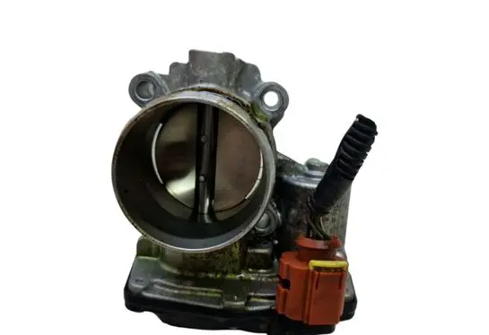 Ford Kuga II Throttle valve 50989002 DS7G9F991BB