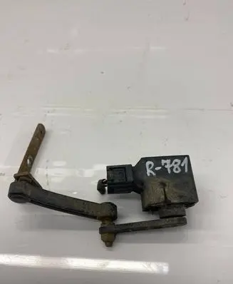 Mercedes-Benz ML W164 Air suspension front height level sensor A0105427717