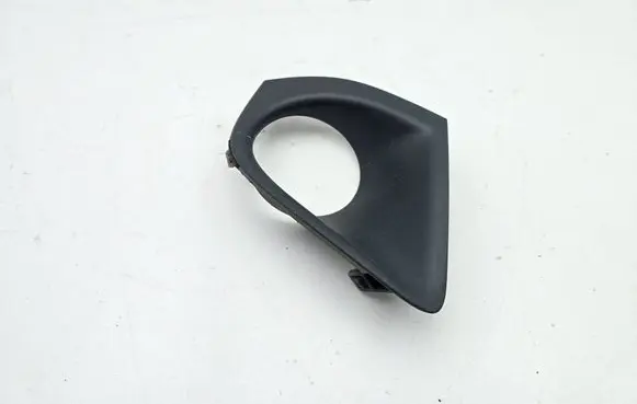 Toyota Auris 150 Front fog light trim/grill 8148102250