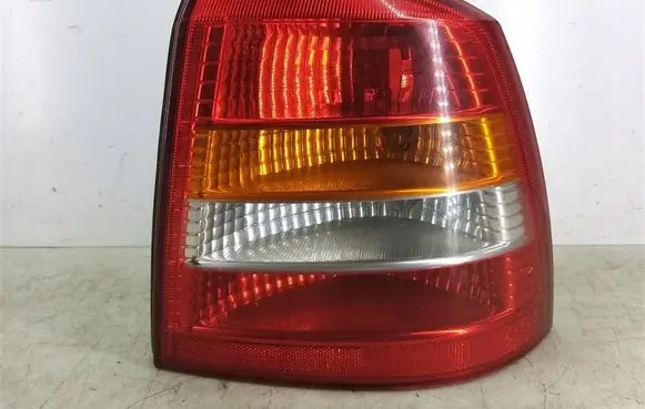 Opel Astra G Rear/tail lights 90521544