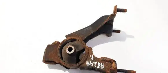 Toyota Avensis T250 Engine mount bracket av72531 av-72531