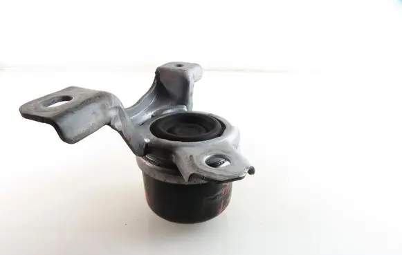 Volvo S60 Engine mount vacuum valve 30671245 6G926F012DD