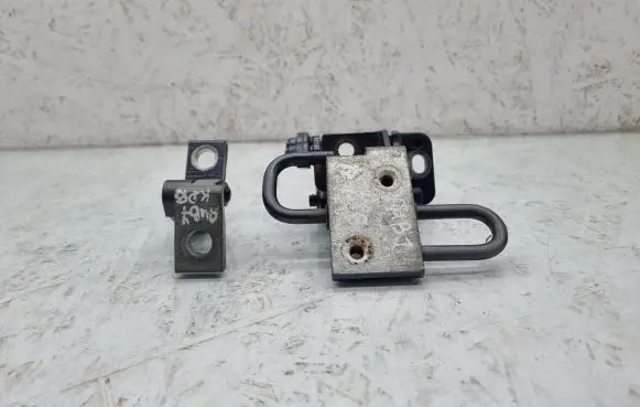 Audi A4 S4 B7 8E 8H Rear door hinge set 8E0833411E