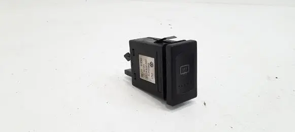 Volkswagen PASSAT B5.5 Windscreen/window heater switch 3B0959621C