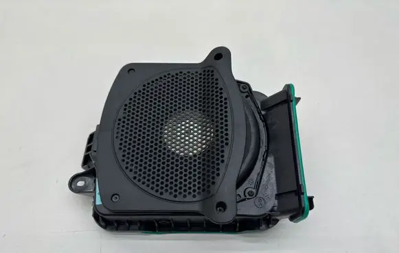 BMW 5 G30 G31 G38 Subwoofer speaker 192529