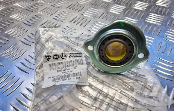 Fiat Doblo Clutch release bearing slave cylinder 46411140 68113650AA