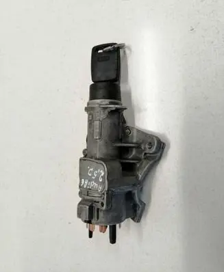 Audi A6 S6 C5 4B Ignition lock B0905851C