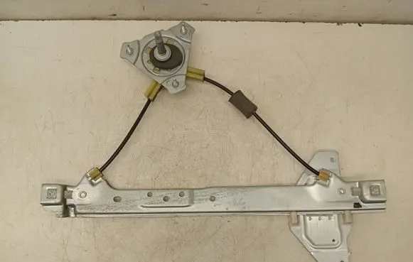 Citroen C3 Rear door manual window regulator